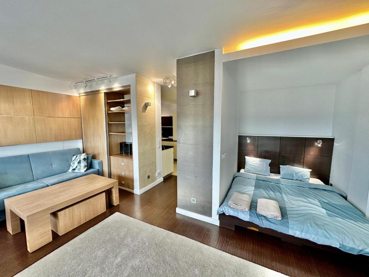 Top Metro X2 Fast Wifi 400 Mbs 70'Tv Netflix Hbo Max Appletv+ Disney+ วอร์ซอ ภายนอก รูปภาพ